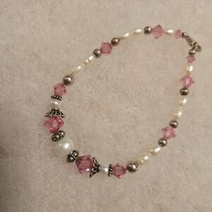 Elegant Pink and Pearl Bracelet